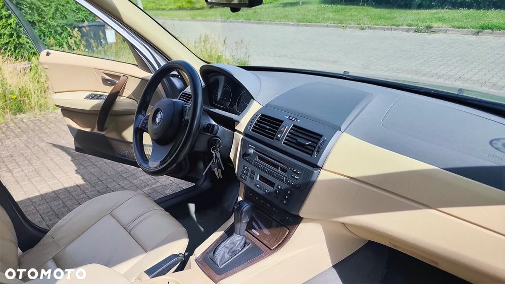 BMW X3 - 30