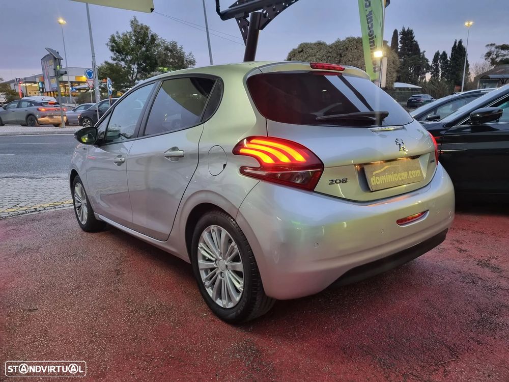 Peugeot 208 1.2 PureTech Style - 6