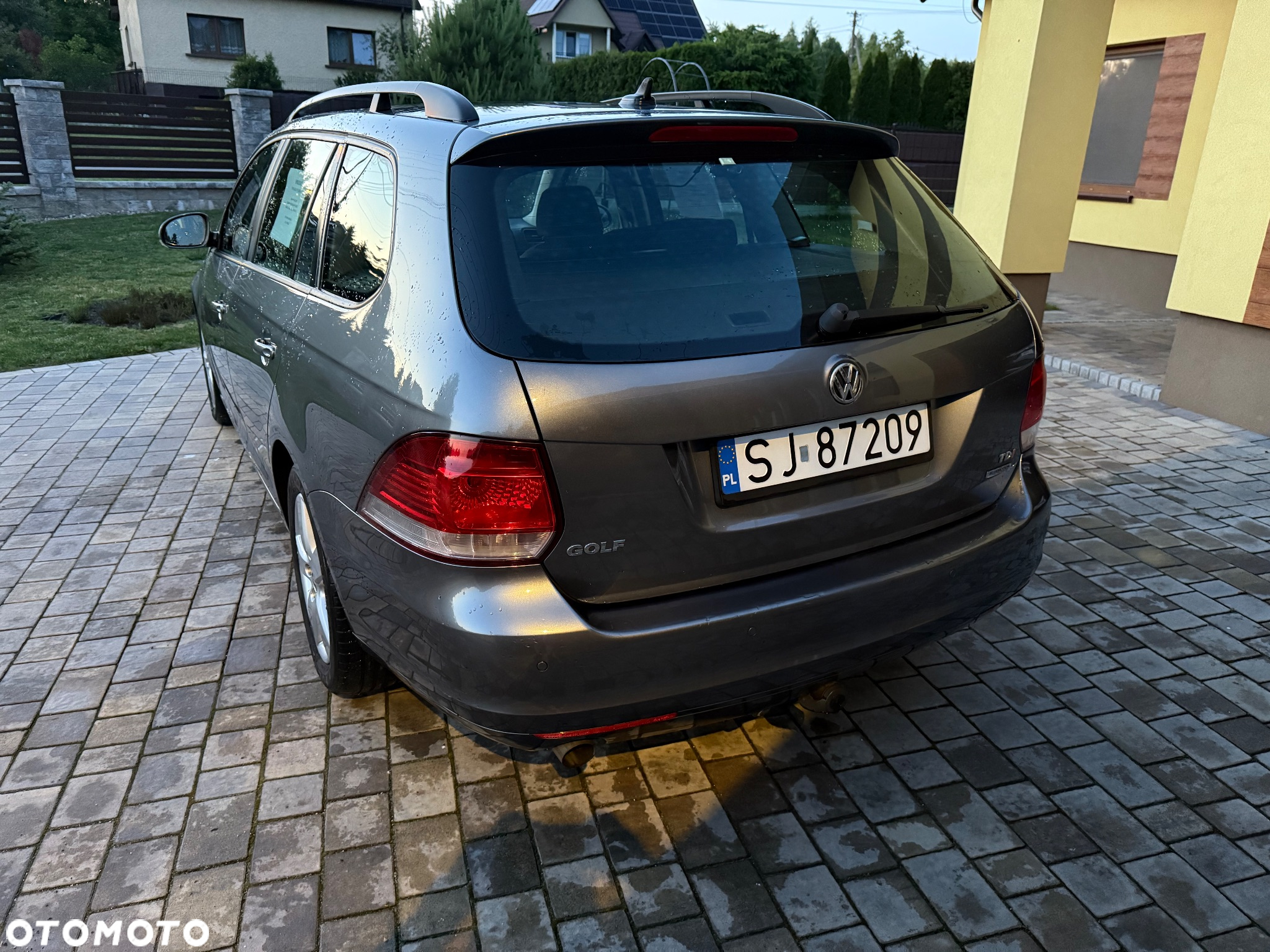 Volkswagen Golf VI 1.6 TDI BlueMot Comfortline - 21