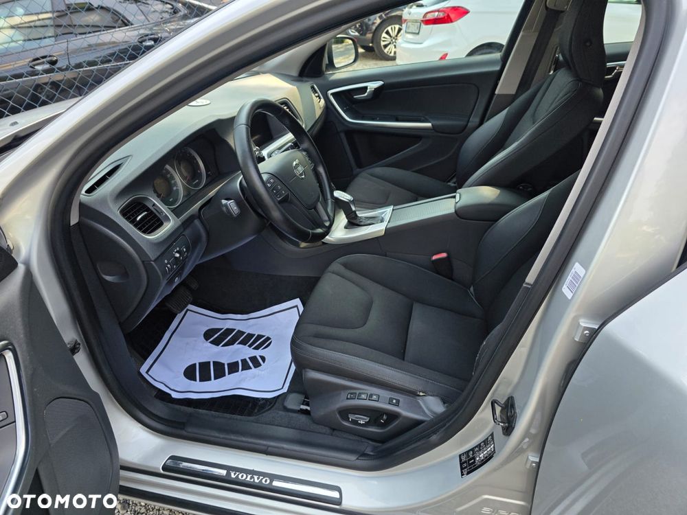 Volvo V60 - 18