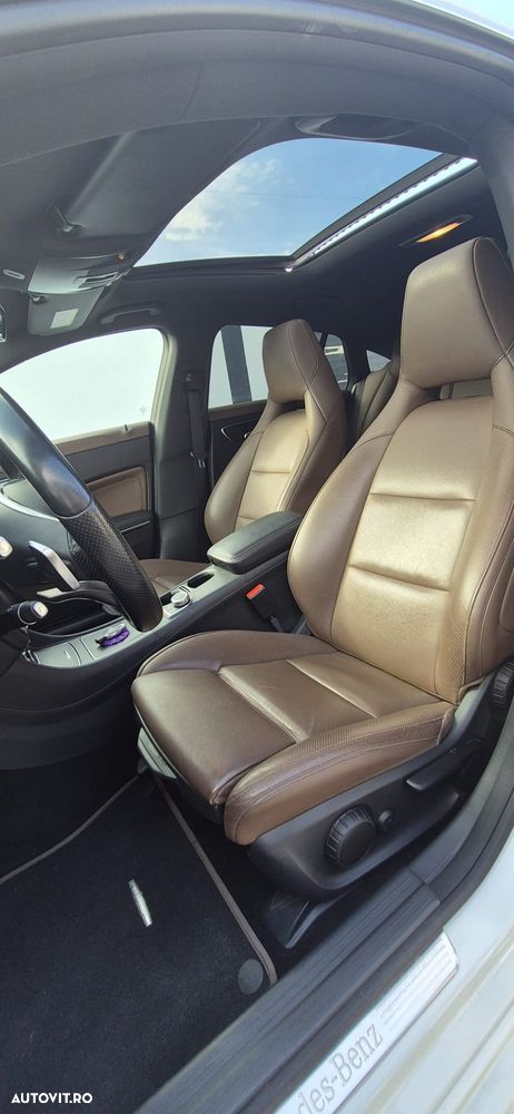 Mercedes-Benz CLA 200 d Shooting Brake 4Matic 7G-DCT AMG Line - 3