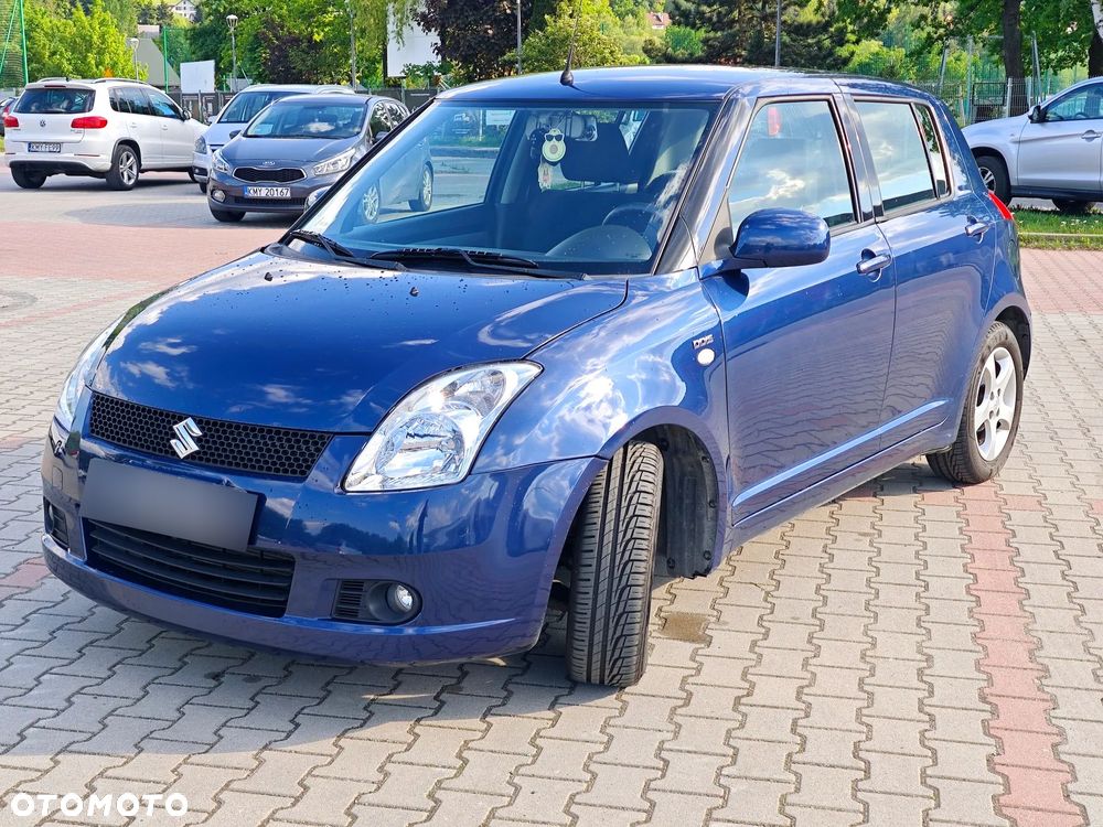 Suzuki Swift - 3