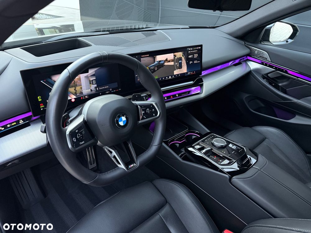 BMW Seria 5 540d xDrive - 32