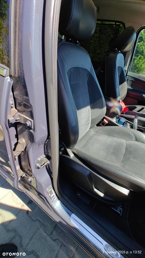Ford S-Max 2.0 TDCi DPF Titanium - 24