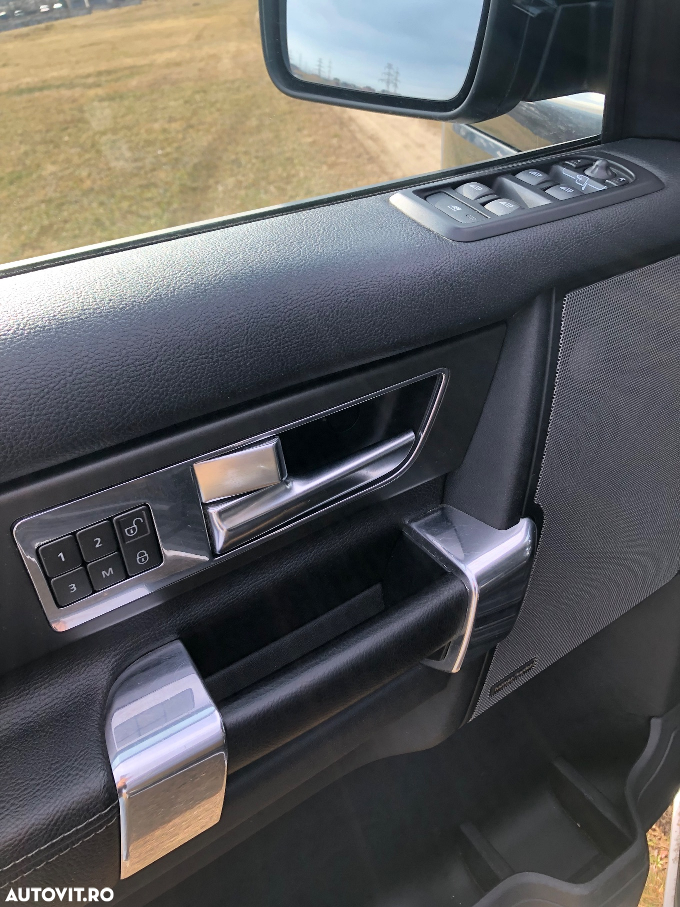 Land Rover Discovery 3.0 TD HSE Aut. - 11