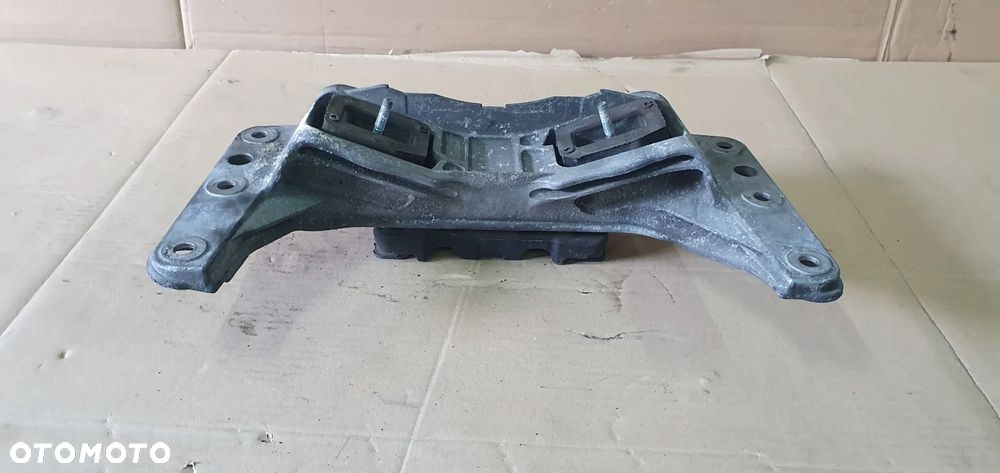 Łapa poduszka skrzyni biegów BMW 6 E63 3.0 6764617 - 5