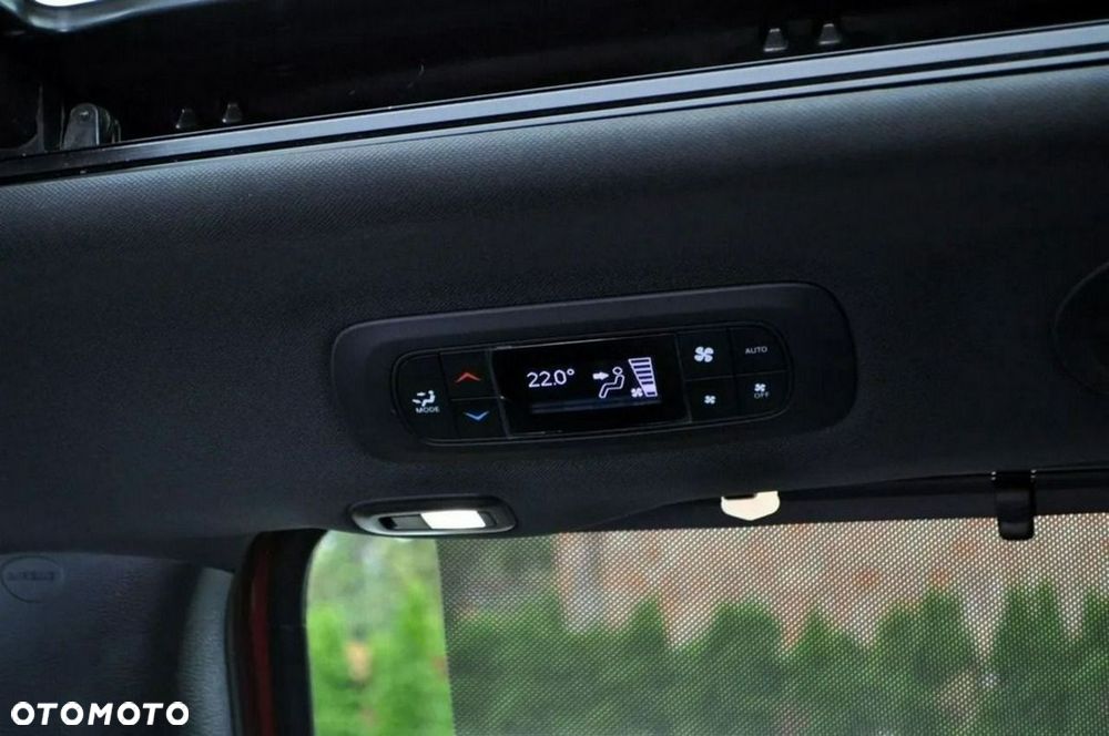 Chrysler Pacifica - 24