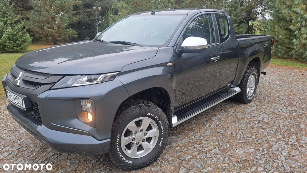 Mitsubishi L200 2021 photo 2