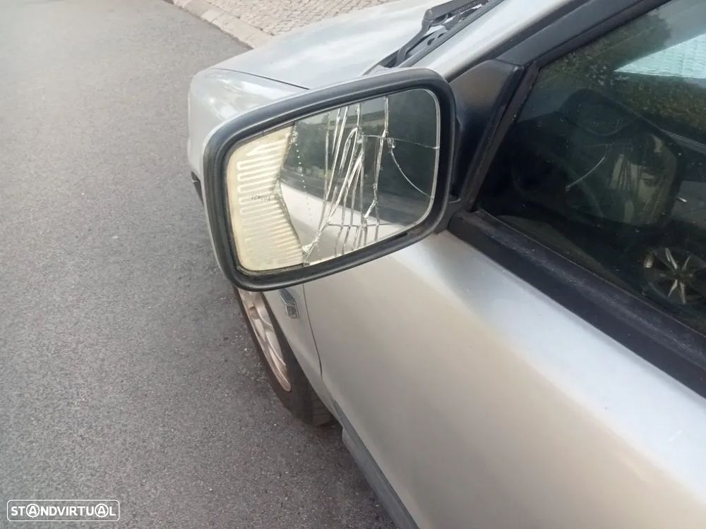 Volvo V40 1.6 - 27
