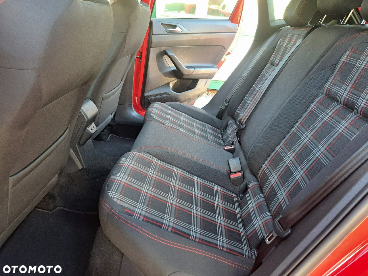 Volkswagen Polo 2.0 TSI GTI DSG - 22
