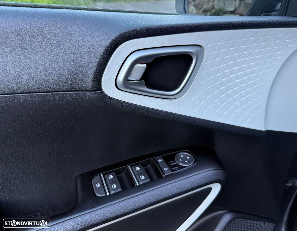 Kia e-Soul 64kWh - 12