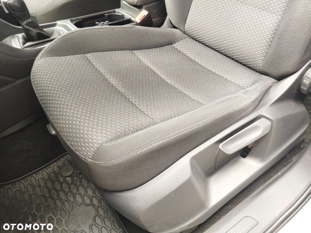 Volkswagen Touran 2.0 TDI BMT Highline DSG - 11