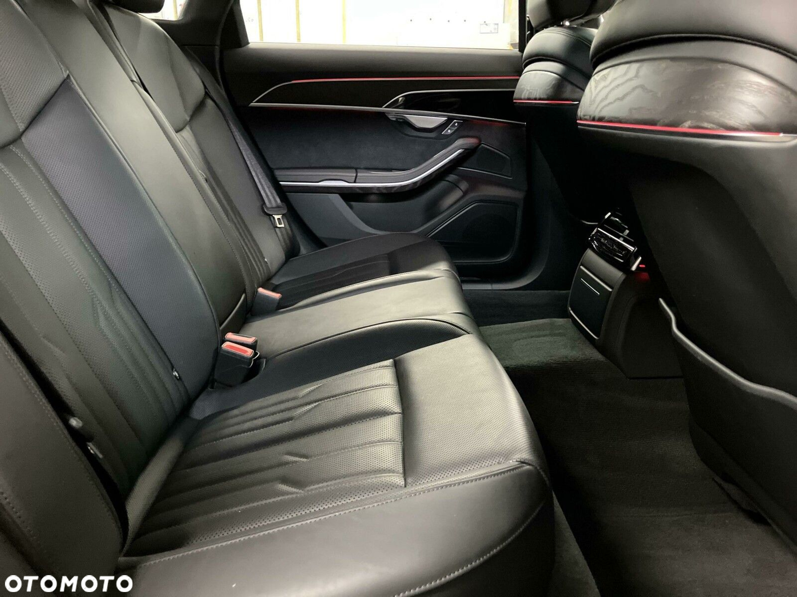 Audi A8 - 15