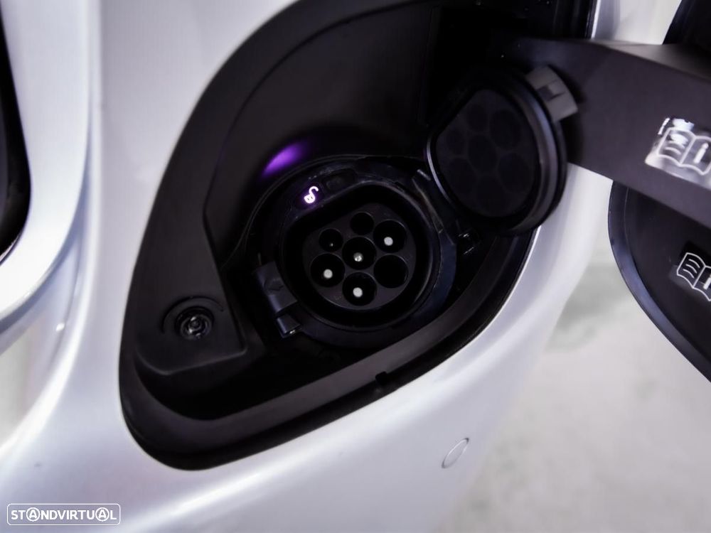 Mercedes-Benz C 300 de AMG Line - 13