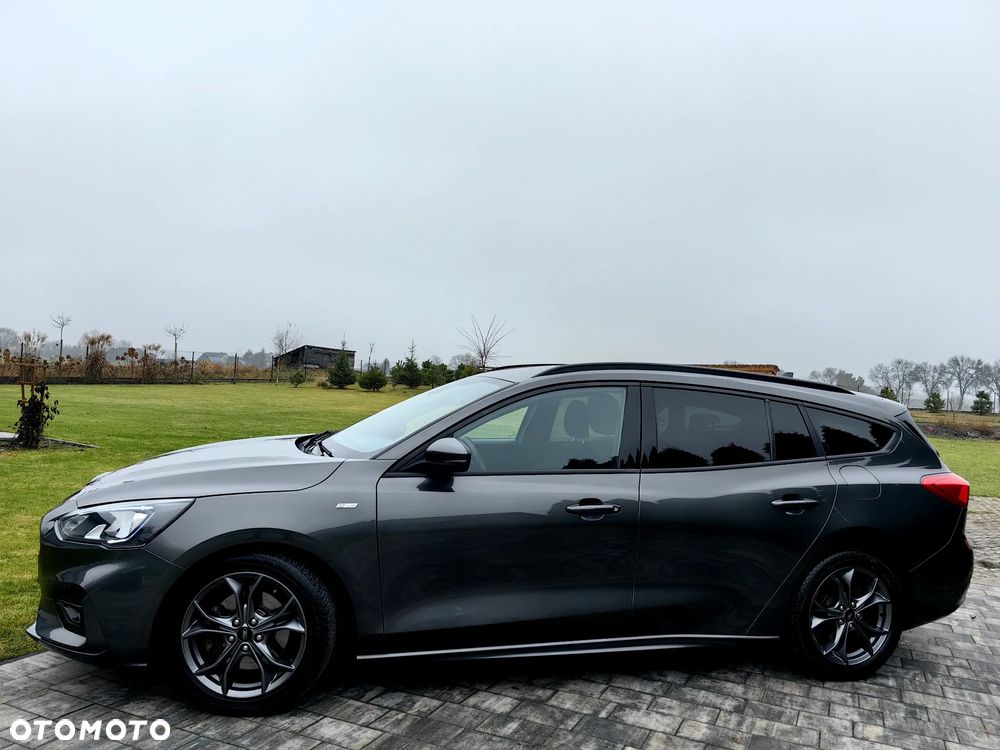 Ford Focus 1.5 EcoBlue Start-Stopp-System ST-LINE - 12