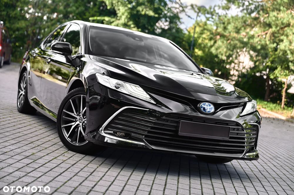 Toyota Camry 2.5 Hybrid Executive CVT - 17
