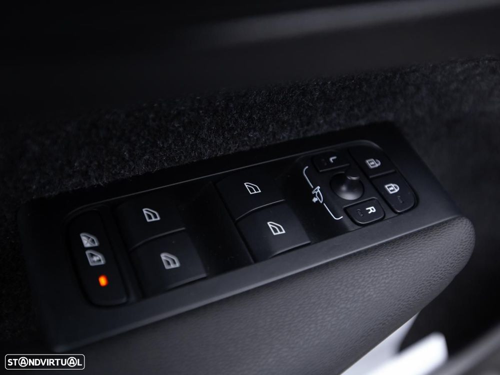 Volvo XC 40 1.5 T4 PHEV Essential - 15