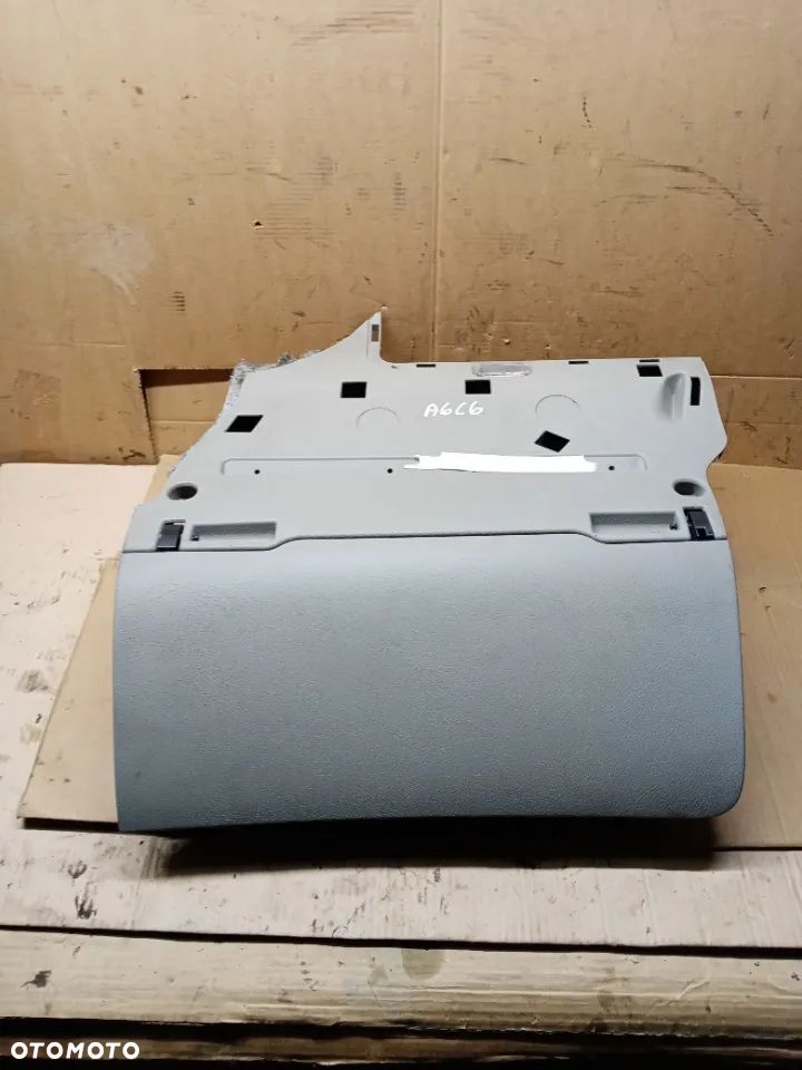 Schowek pasażera Audi A6 C6 Europa 4F1857035E - 1