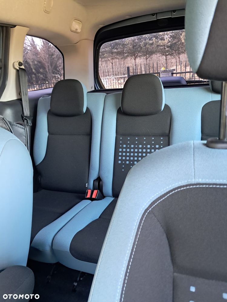 Citroën Berlingo 1.6 HDi Attraction - 12