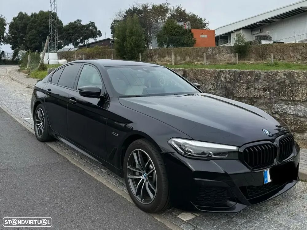 BMW 530 e Pack M - 1