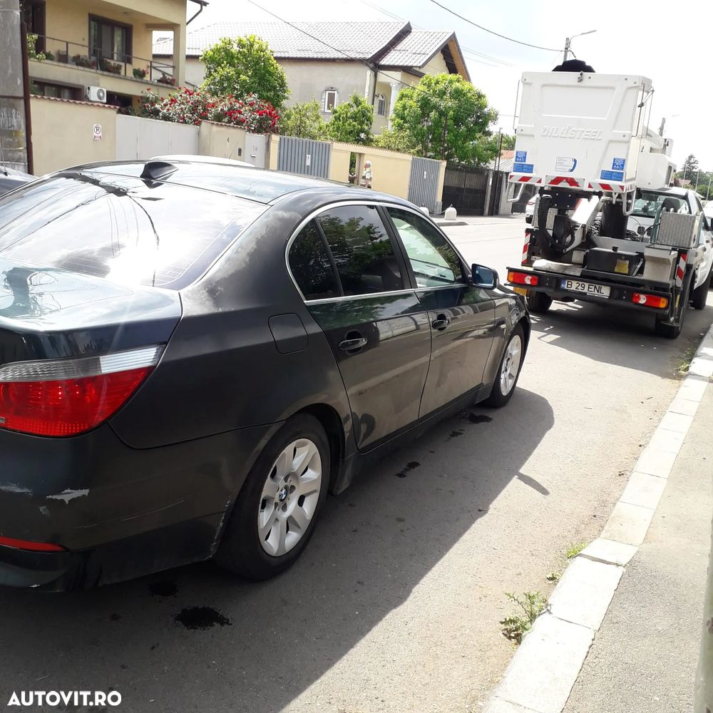 BMW Seria 5 520d - 4