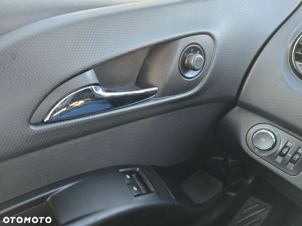 Opel Meriva 1.6 CDTI Essentia S&S - 11