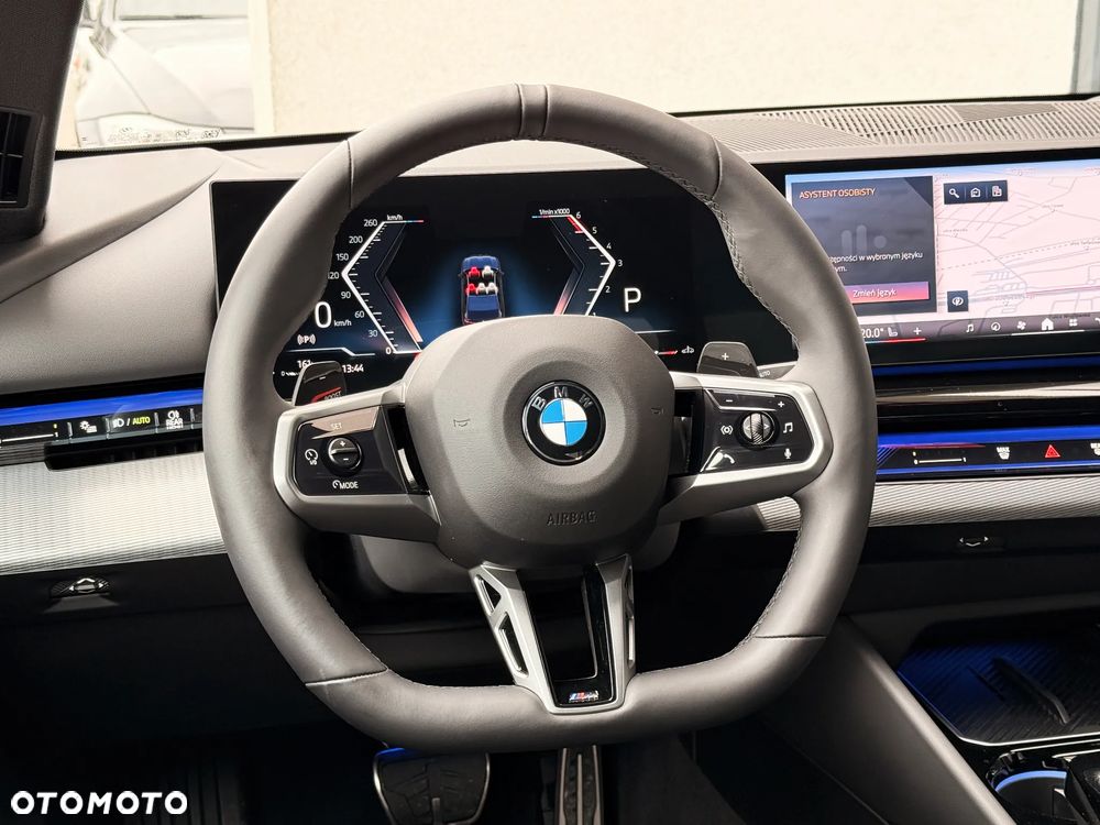 BMW Seria 5 520d xDrive - 17