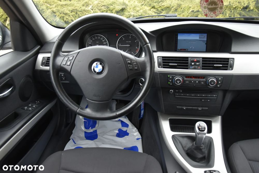 BMW Seria 3 - 14