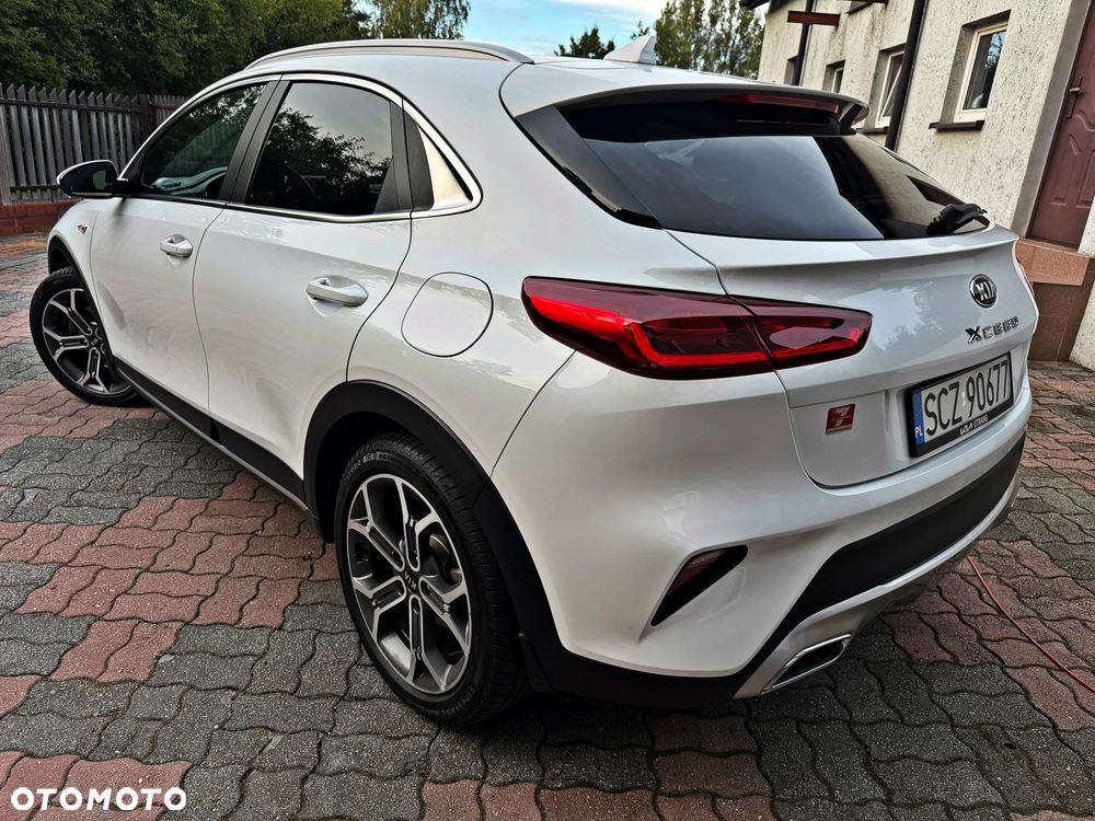 Kia XCeed 1.4 T-GDI M - 4
