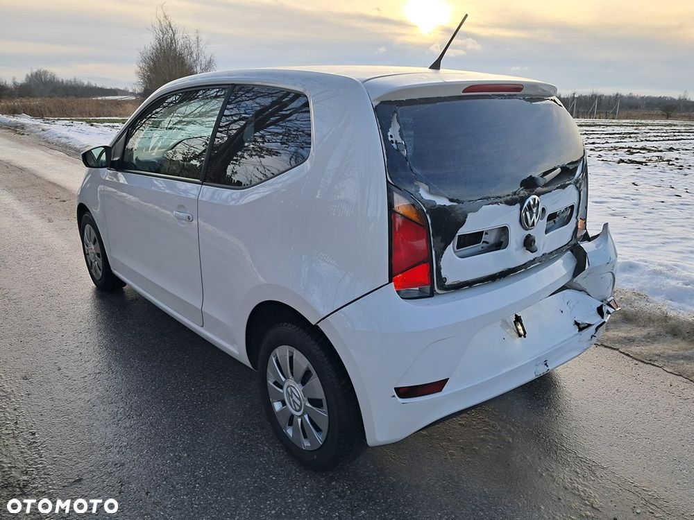 Volkswagen up! Active - 5