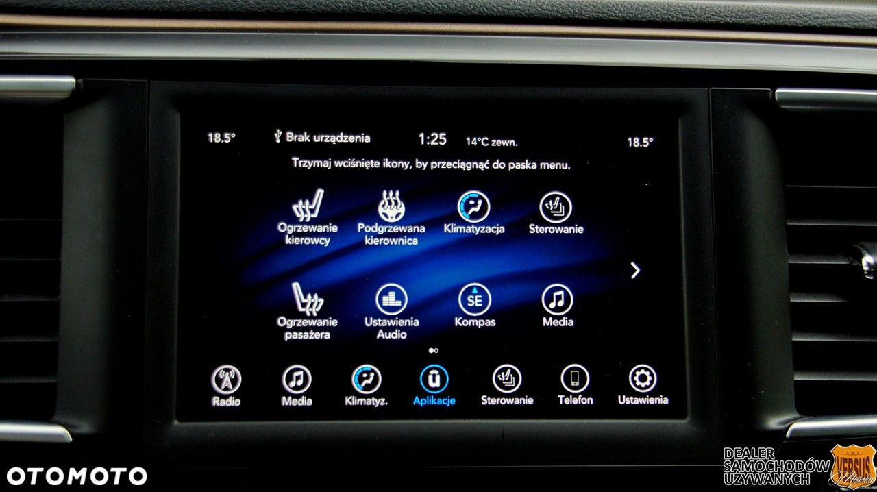 Chrysler Pacifica - 30