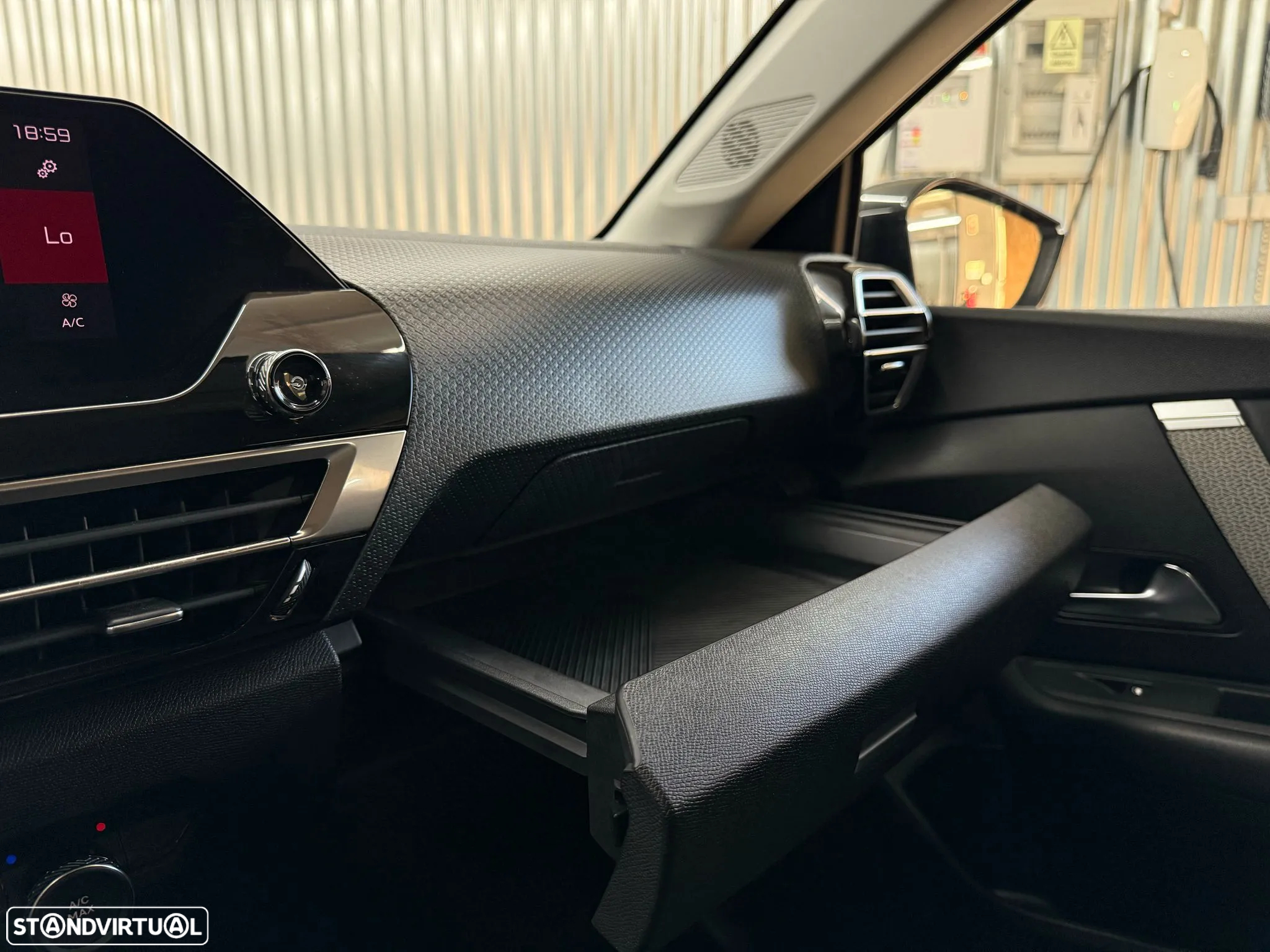 Citroën C4 1.2 PureTech Shine - 28