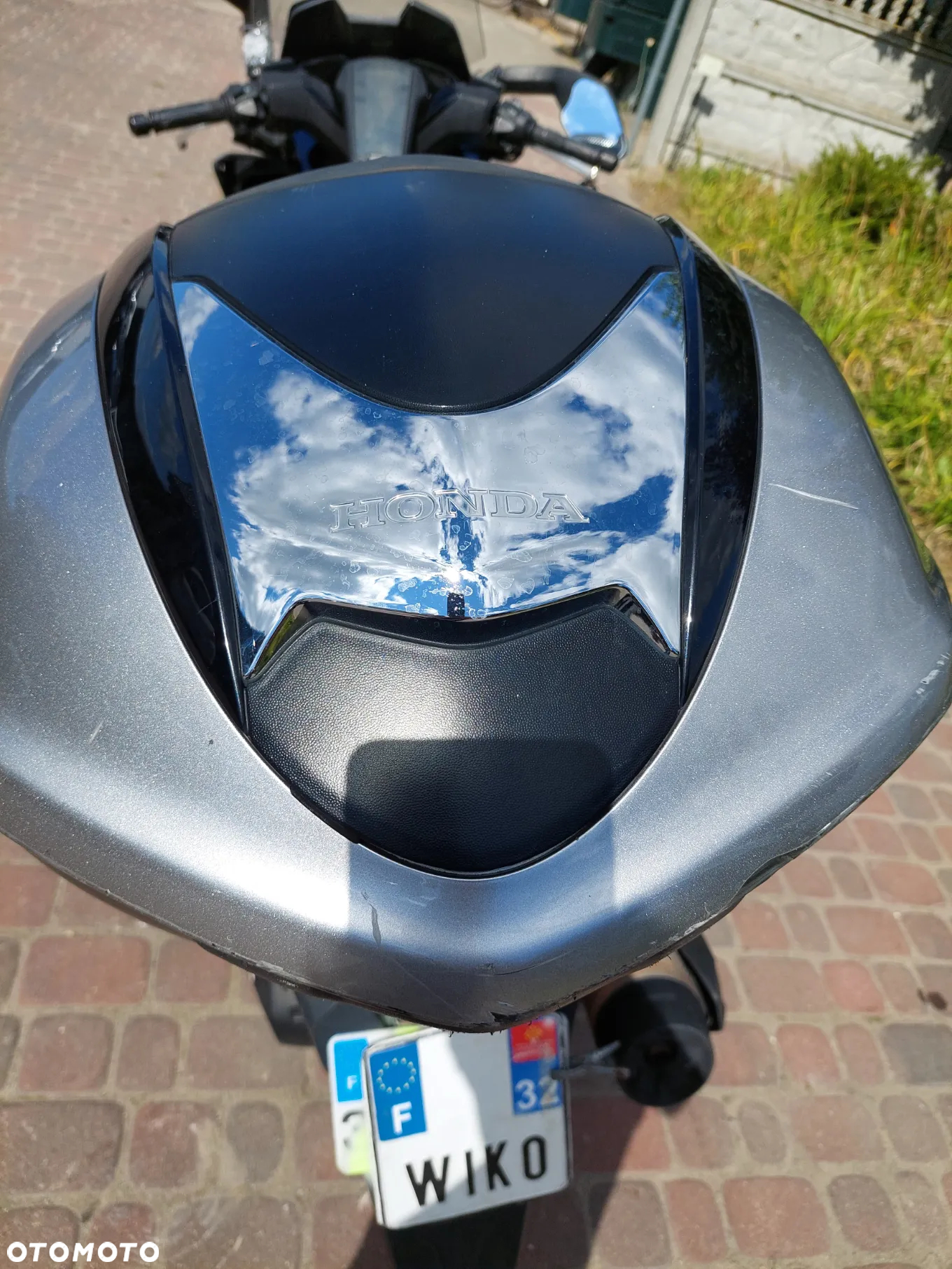 Honda NSS - 18