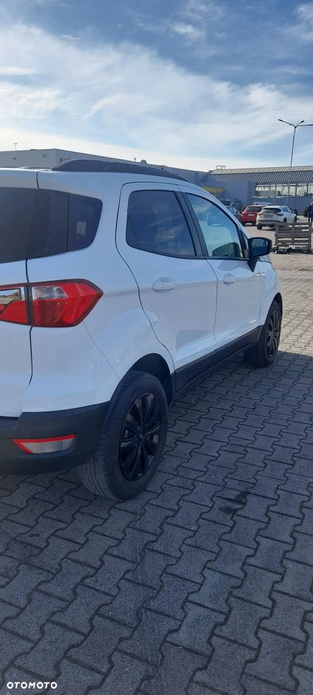 Ford EcoSport - 5
