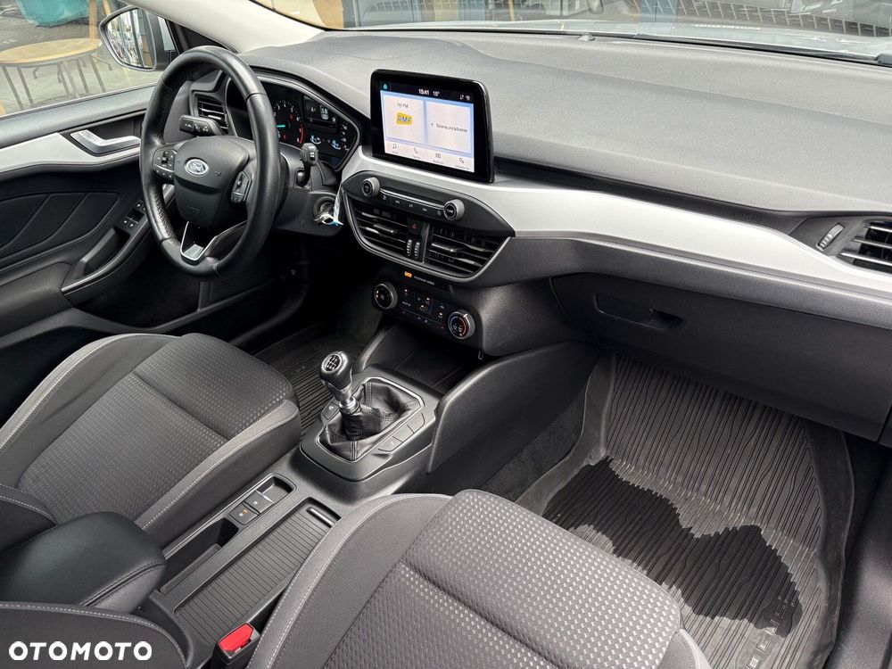 Ford Focus - 16