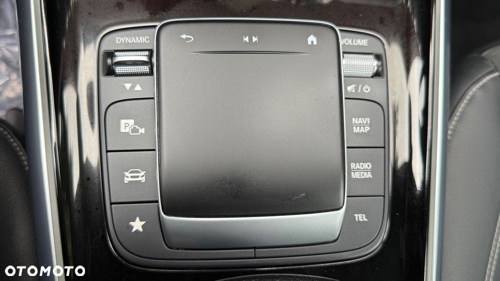 Mercedes-Benz Klasa B 250 e 8G-DCT AMG Line - 40