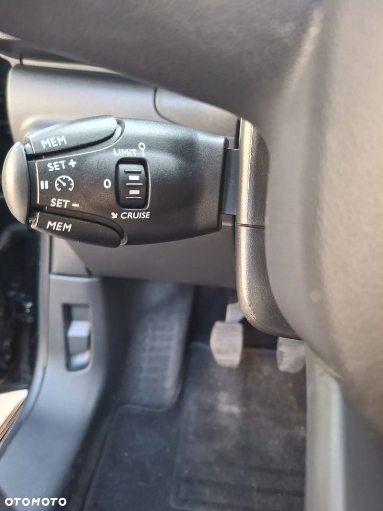 Citroën C3 Pure Tech 82 FEEL - 19