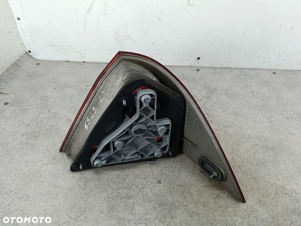LAMPA TYLNA LEWA MERCEDES-BENZ KLASA C W203 - 9