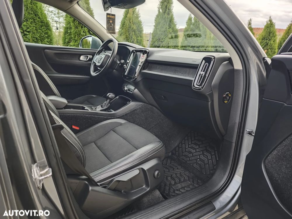 Volvo XC 40 D3 AWD Momentum - 9