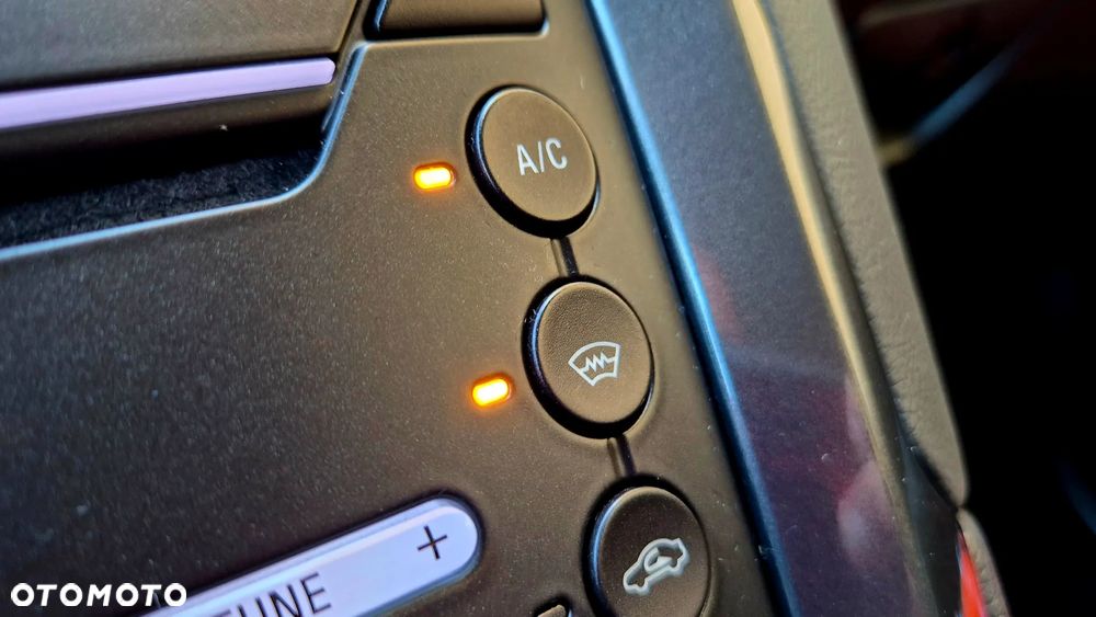 Ford Mondeo 2.0 EcoBlue Titanium - 28