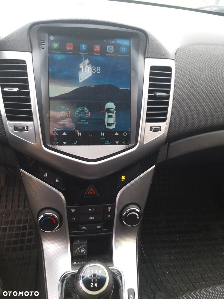 Chevrolet Cruze 1.8 LT - 10