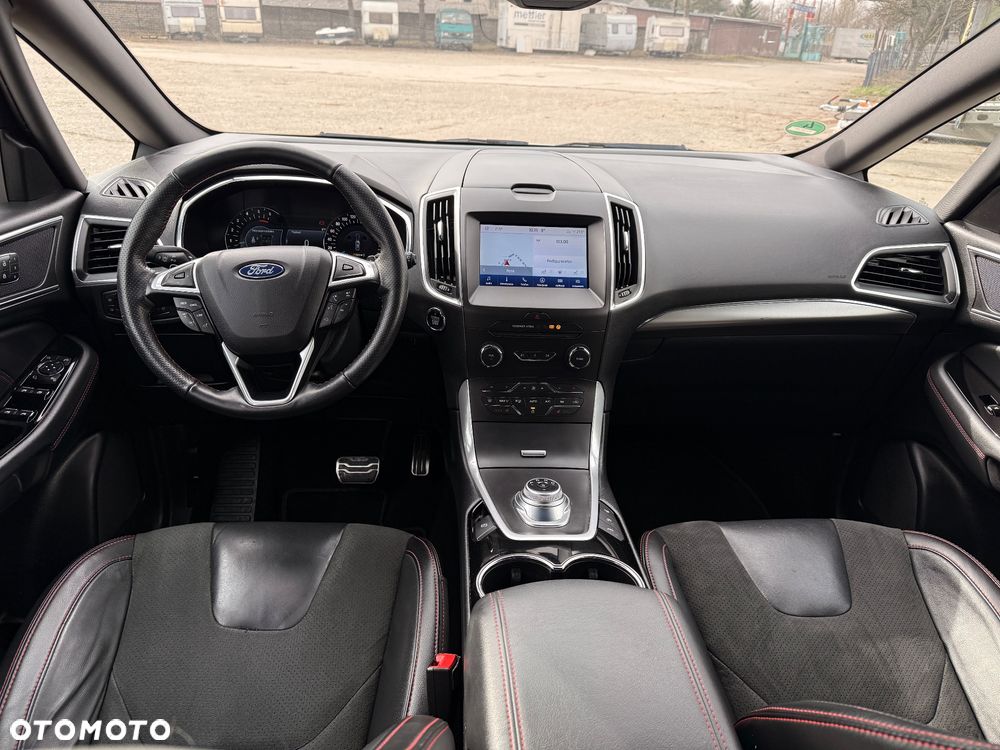 Ford S-Max 2.0 EcoBlue ST-LINE - 19
