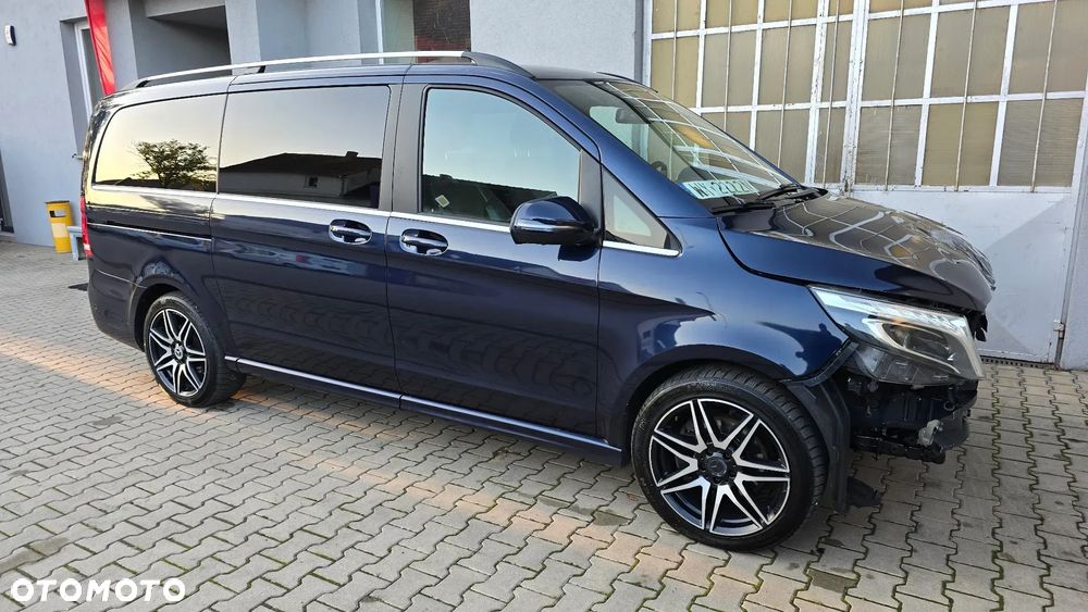 Mercedes-Benz Klasa V 300 d 4-Matic Avantgarde 9G-Tronic (d³ugi) - 32