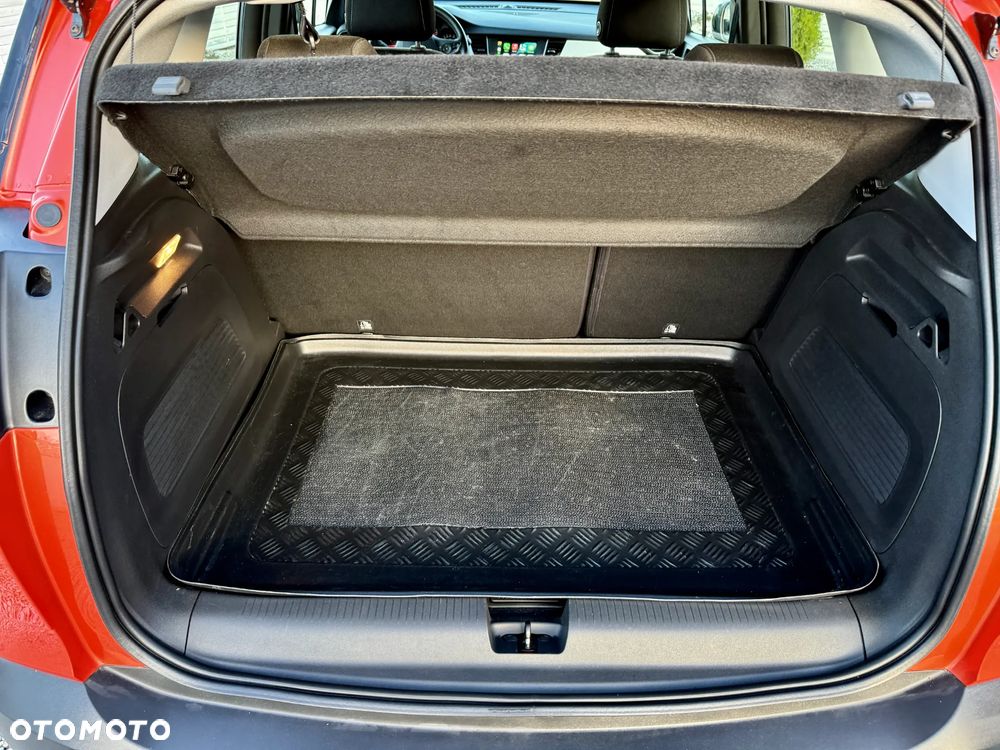 Opel Crossland X 1.2 Design Line - 38