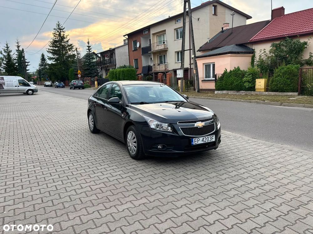 Chevrolet Cruze - 13