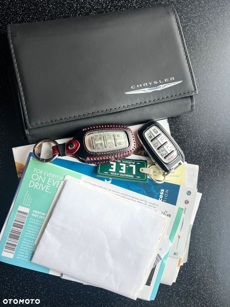 Chrysler Pacifica - 18