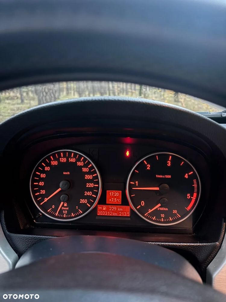 BMW Seria 3 318d - 17