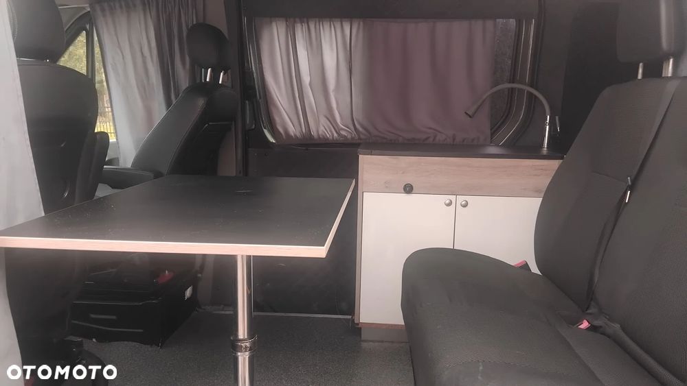 Mercedes-Benz Sprinter - 20