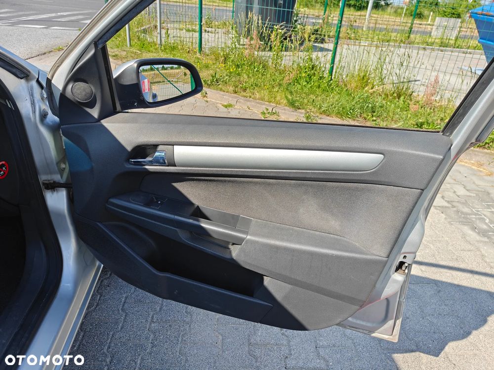 Opel Astra 1.6 Enjoy - 31