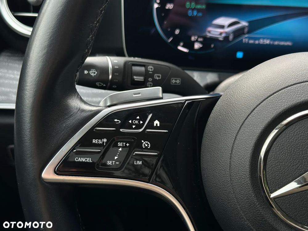 Mercedes-Benz Klasa E - 38